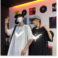 ÁO THUN DẠ QUANG NAM NỮ TAY LỠ PHOM RỘNG,IN HÌNH CON DƠI PHẢN QUANG BẠC MÀU TRẮNG ĐEN PHONG CÁCH CÁ TÍNH-JINS STORE - M - ĐEN