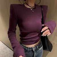 Áo thun dài tay gợi cảm và giảm béo của phụ nữ rất linh hoạt cho mùa thu.