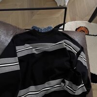 Áo Thun Dài Tay Kẻ Sọc Ngang