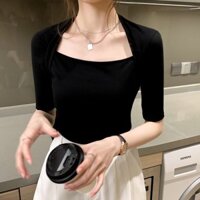 Áo thun đen tay lỡ cổ vuông che vai gợi cảm thanh lịch