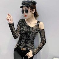 Áo thun đính đá hở vai