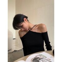 Áo thun gân cổ yếm