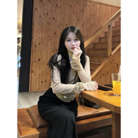 Áo thun giấy hoa tay .