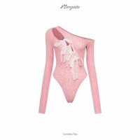 Áo thun hồng phấn đính nơ ren Mangata (Camelia Top)