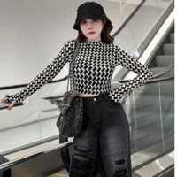 Áo thun lưới croptop in chữ dài tay cá tính sexy _ Hàng loại 1