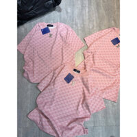 Áo Thun Màu Hồng