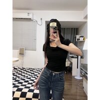 Áo thun ngắn tay trễ vai phong cách Hàn Quốc