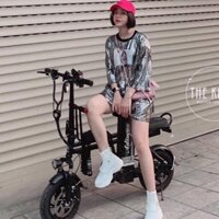 Áo thun nhũ form rộng giấu quần in hình