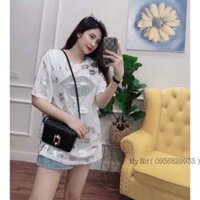 Áo thun nữ hình môi đính đá