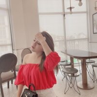 Áo trễ vai hồng cánh sen