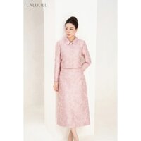 Áo vest LALULILL dáng lửng cổ sen, tay dài, có đệm vai, chất liệu gấm hồng hoa nổi LAV2450701