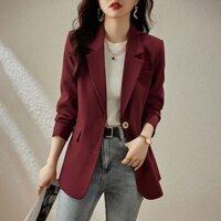 Áo vest nữ màu đen kiểu thời trang dành cho mùa xuân và mùa thu năm 2023 với phong cách thanh lịch và cao cấp mang đến vẻ ngoại giao và quyến rũ của người phụ nữ Đây là một chiếc áo vest thích hợp cho cả công việc và thời gian nghỉ giúp tạo vẻ nữ thần