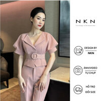 Áo vest nữ, vest ngắn tay NKN Lilly Valey màu hồng, thiết kế croptop chiết eo, chất liệu cao cấp.