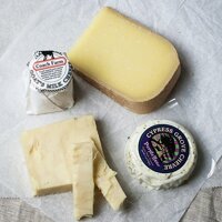 Artisan American Cheese Assortment (23 ounce)