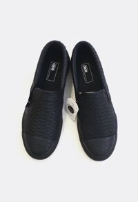 Asos slip on da rắn bọc mũi đen