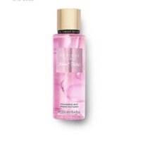 [AUTH] BodyMist Victoria Secret Velvet Petals (bill CAN) Full size 250ml