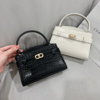 [Auth-Sing] Túi xách cầm tay da Croc- Top nó handle bag Charles and Keith (50270880-1 )