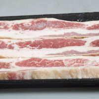 BA RỌI BÒ MỸ CẮT LÁT ĐÔNG LẠNH KHAY 350GRAM - SHORT PLATE