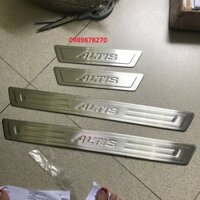 Bậc ngoài  INOX xe Toyota Altis 2015-2019