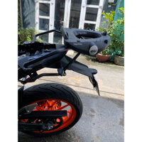Baga givi cho xe KTM Duke 200/390 cảng xe givi SRV KTM Duke 200/390 kèm đế và ốc gắn, hàng givi chính hãng, mới 100%