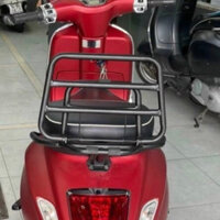 Baga sau/cảng sau Vespa sprint/Grande/Evo200 vinfast/Scoopy có tựa (màu đen mờ)