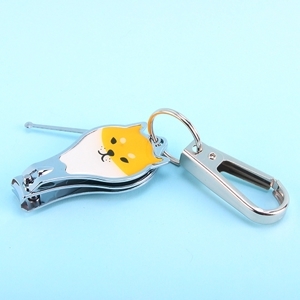 Bấm móng tay hoạt hình