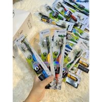 Bàn chải đánh răng Bossi 921 Hàn Quốc - Bàn chải than tre hoạt tính