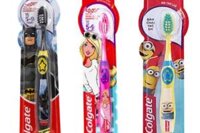Bàn chải đánh răng Colgate Trẻ em Barbie/Batman