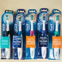 Bàn Chải Đánh Răng Điện Oral B 3D WHITE (Loại dùng pin)