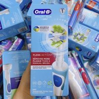 BÀN CHẢI ĐIỆN BRAUN ORAL-B VITALITY FLOSS ACTION ELECTRIC TOOTHBRUSH, HÀNG ÚC [MẪU MỚI 2022] - Làm sạch mảng bám tốt nhất: Thiết kế lông chải Micropulse bằng cao su, thâm nhập sâu giữa các kẽ răng, làm sạch thức ăn như sử dụng chỉ nha khoa.