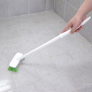 Bàn chải vệ sinh nhà tắm cán dài (Japan)