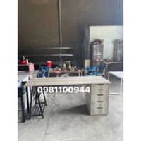 bàn chân A kèm tủ ikea có khoá