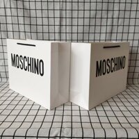 Bán chạy mới Moschino Moschino thương hiệu thời trang túi giấy Túi Quà Tặng túi xách túi đựng giày Hộp đựng quần áo túi mua sắm/túi lưu trữ nhẹ và bền, không dễ mềm, đơn giản và thời trang chất liệu thân thiện với môi trường CZ8Q