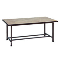 Bàn đọc sách thư viện