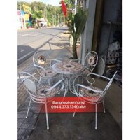 bàn ghế  đá hoa văn sân vườn  .