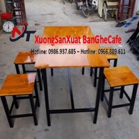 Bàn ghế quán ăn