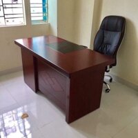 Bàn giám đốc 1m4 có hộc liền