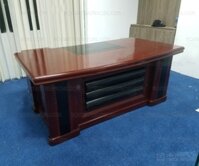 Bàn giám đốc giá rẻ sọc ngang