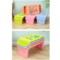 Bàn học Ngồi Bệt bằng nhựa cho bé