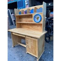 Bàn học sinh liền kệ gỗ có đồng hồ- bàn học sinh màu nâu - bàn học sinh giá rẻ 1m2