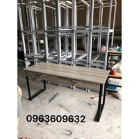 bàn lam viec 2 hộc(60x1m6x75) mặt gỗ mdF phủ melamin chống thấm chống trầy. màu sắc đa dạng phong phú