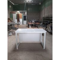 Bàn làm việc, bàn văn phòng chân sắt chắc chắn
