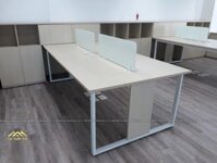 Bàn làm việc vách ngăn kính