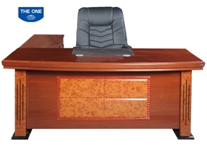 Bàn lãnh đạo Hòa Phát DT1680H36