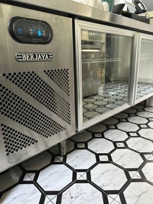 Bàn mát 2 cánh kính Berjaya B2D/C6/7-SM