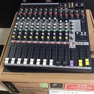 Bàn Mixer SoundCraft EFX8