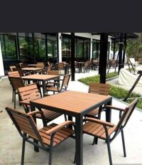 Bàn nhà hàng chân inox mặt gỗ Hòa Phát