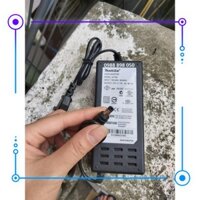 BÁN Sạc pin máy khoan cầm tay Makita 21V 2A xịn bảo hành 12 tháng