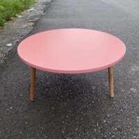 Bàn trà tròn sofa 3 chân gỗ màu hồng đường kính hiện đại thanh lịch Havaco HH01
