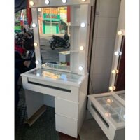 Bàn trang điểm gắn đèn led (Ms:02) 2020